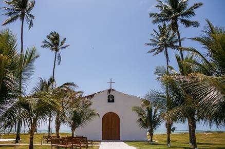 CAPELA ONDE O YOUTUBER WHINDERSON NUNES E LUIZA SONSA SE CASARAM REALIZA CASAMENTO COMUNITÁRIO